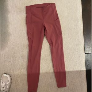 Lululemon size 6